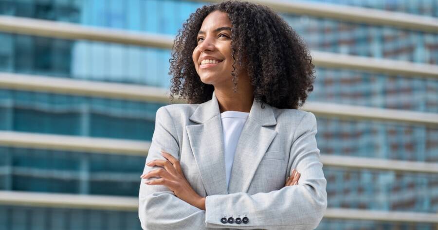 From Employee to Leader: Skills That Make You Stand Out